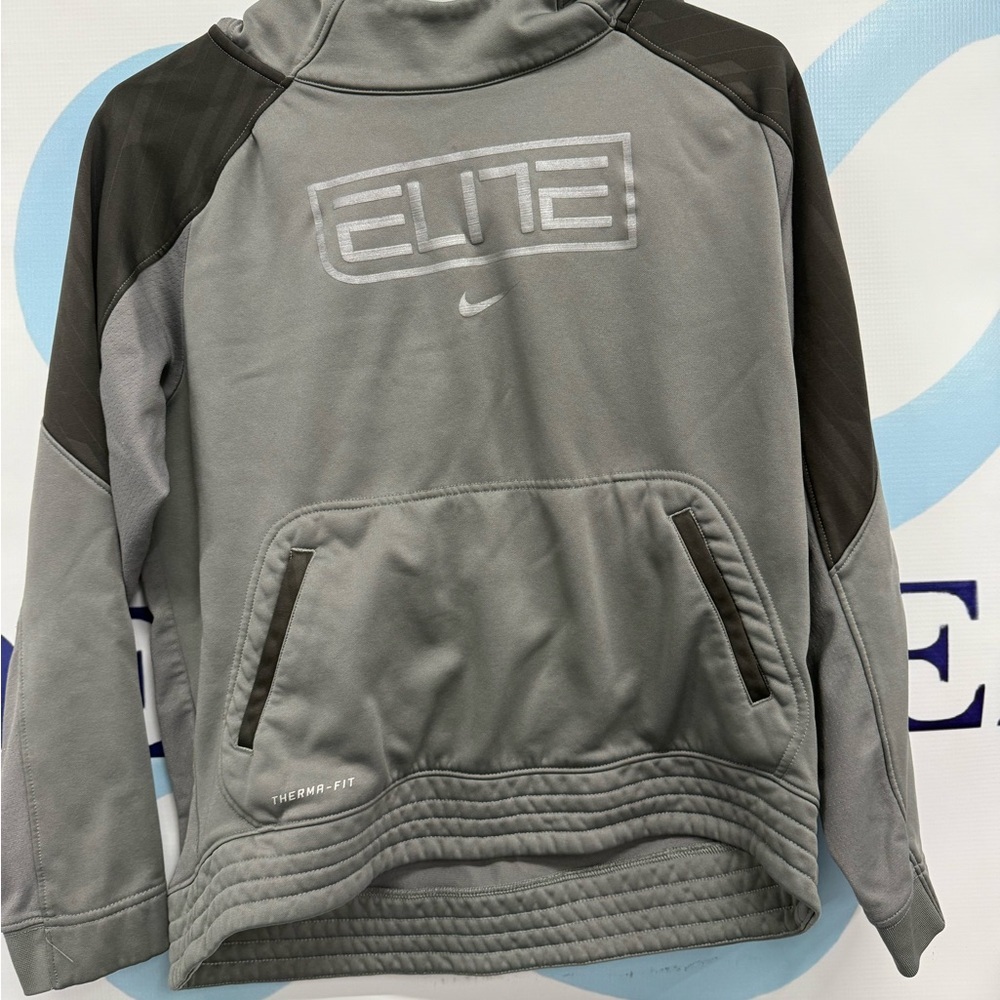 Nike Therma Fit Boys Hoodies Size XL